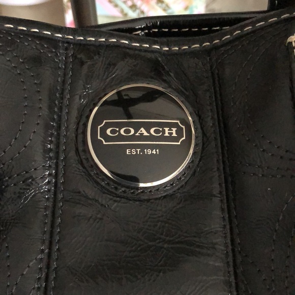 Coach SIS Stitch Patent Framed Shopper - Picture 4 of 7